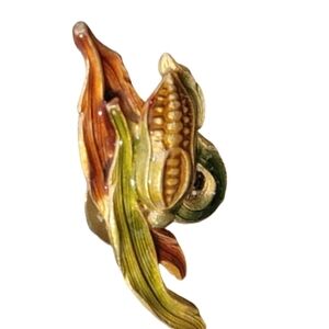 Tiny harvest brooch VINTAGE K C Tiny harvest corn pin